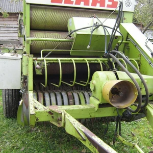 Рулонний прес-підборщик Рулонний прес-підборщик