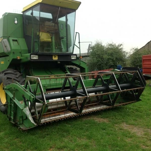 Комбайн зернозбиральний Комбайн зернозбиральний